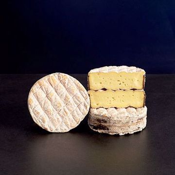 Picture of Neal's Yard Dairy Rollright 1/2.2lbs PRE-ORDER