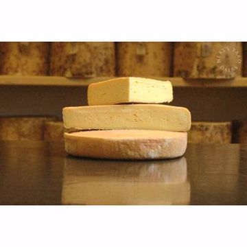 Picture of Neal's Yard Dairy Durrus 1/2.5 lb PRE-ORDER