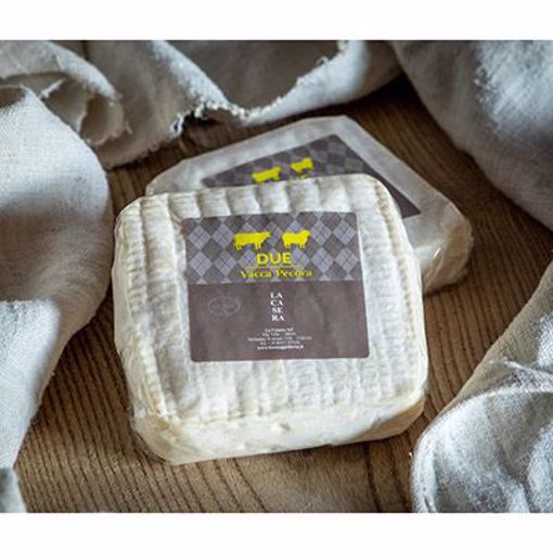 Picture of La Casera Robiola 2(Quadrotta) 4/8.8 oz PRE-ORDER