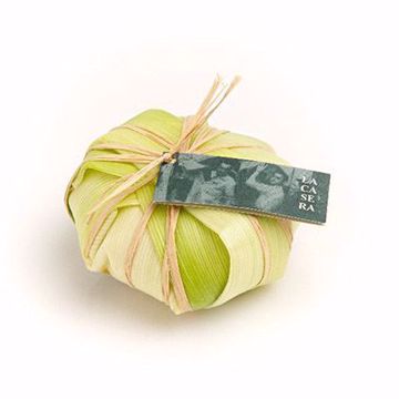 Picture of La Casera Robiola Foglia di Porro 4/300 gm PRE-ORDER