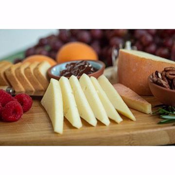 Picture of Woodlawn Creamery Southwind Raw Milk 1/20lb