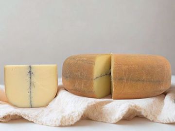 Picture of WOODLAWN FARMSTEAD CHEESE BRIMSTONE 1/10LB